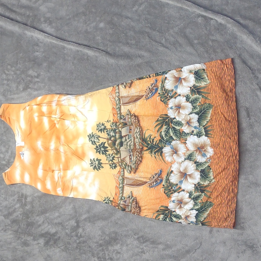 Naniloa xs dress made in Hawaii, USA